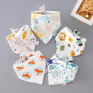 5Pcs/Lot Baby Bibs Cotton Bibs Cartoon Print Saliva Towel Baby Boys Girls Bibs Newborn Feeding Bibs Unisex Cute Bandana Bibs
